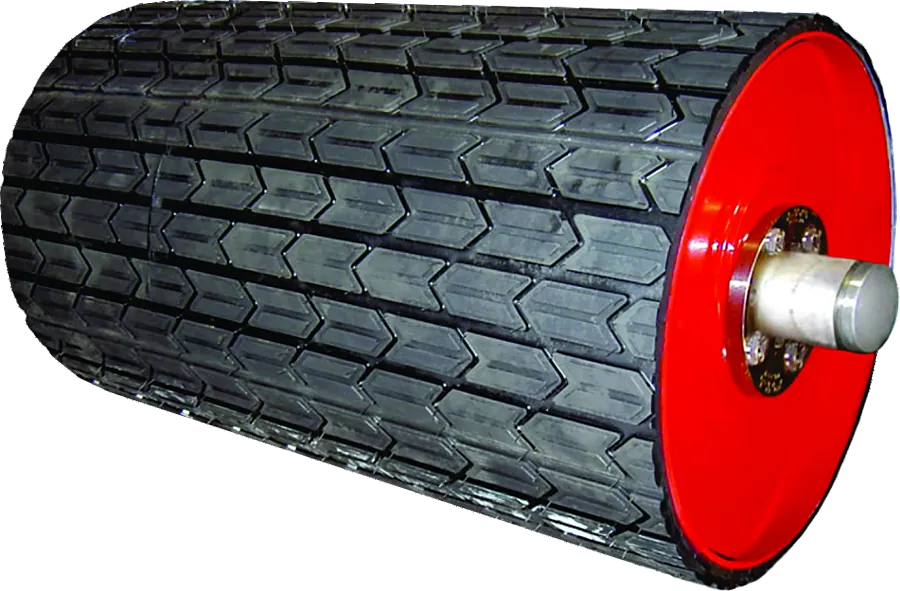 Conveyor pulley with diamond-pattern rubber lagging